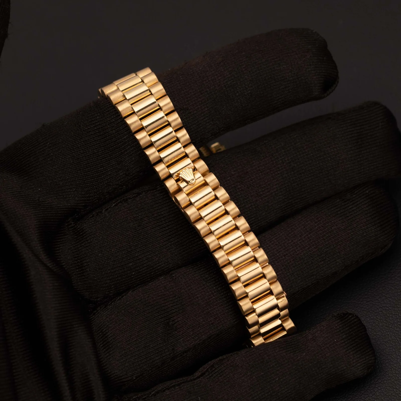 Presidential Rolex Datejust 6917 Diamond Bezel Watch 26mm Black Dial | 1.25ct - Image 3