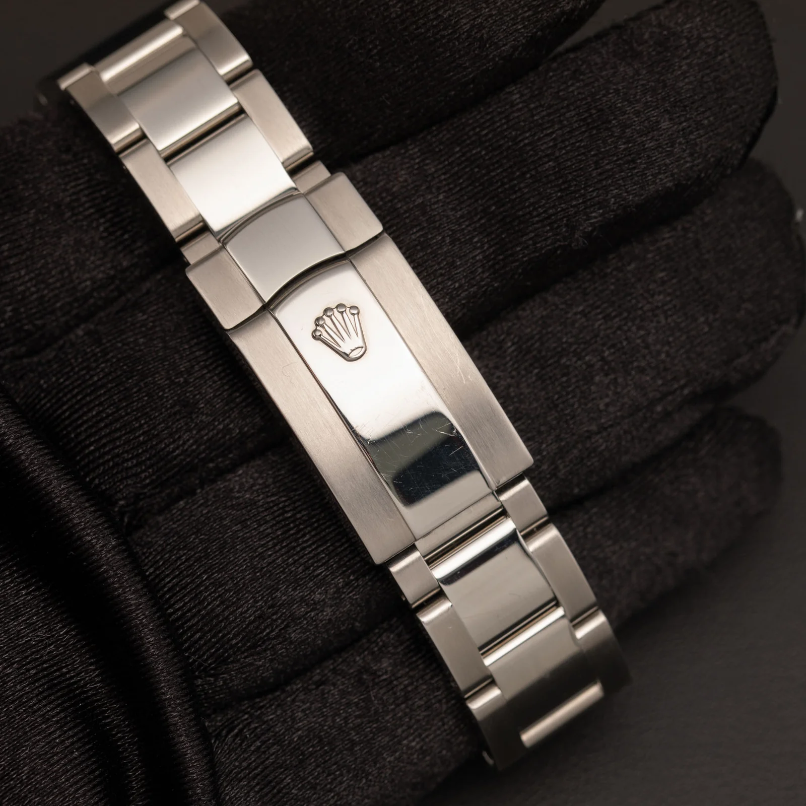 Rolex Milgauss 116400 Smooth Bezel Watch 40mm Index Black Baton Dial - Image 5