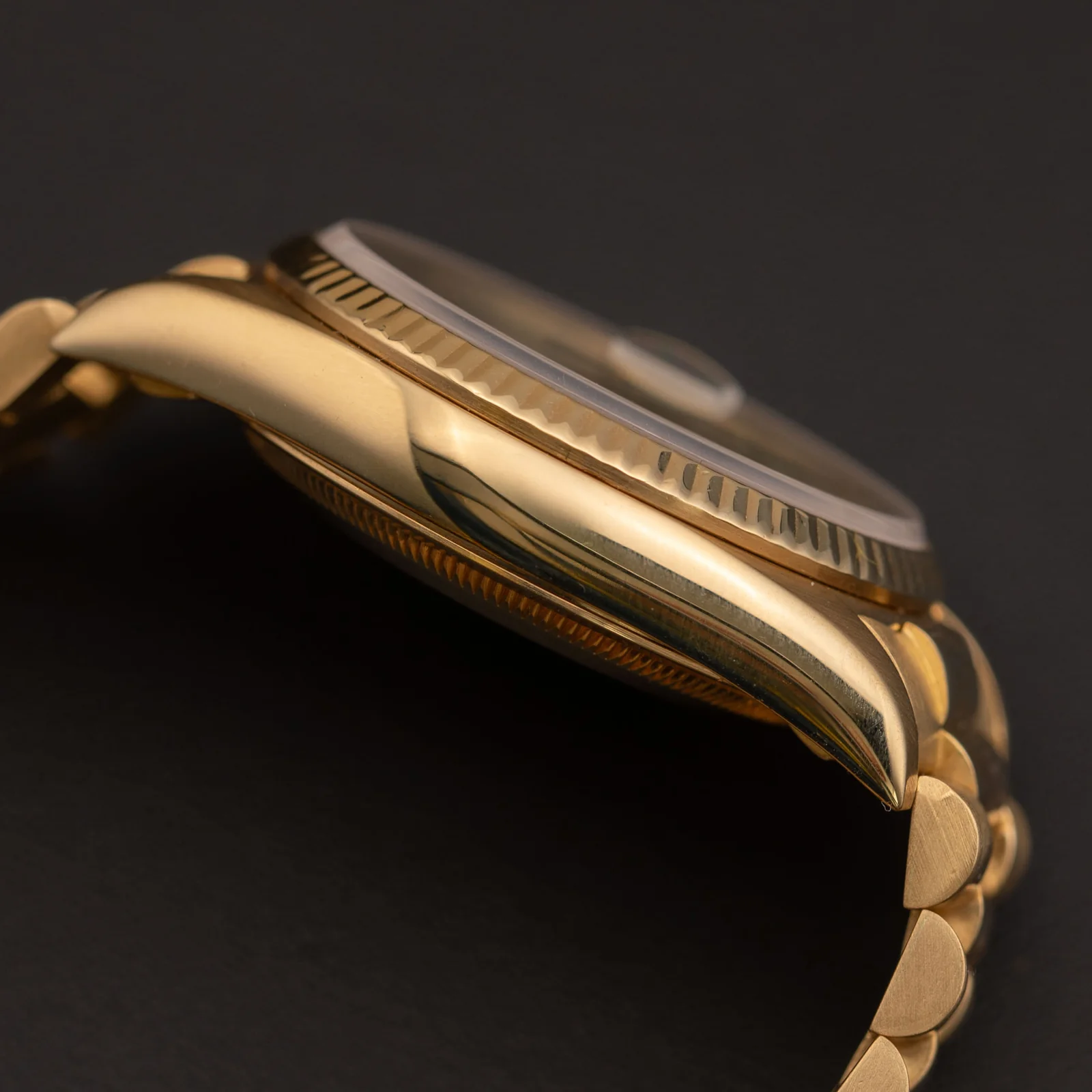 Presidential Rolex Day-Date 18038 Watch 36mm Malachite Dial 18K Yellow Gold - Image 4