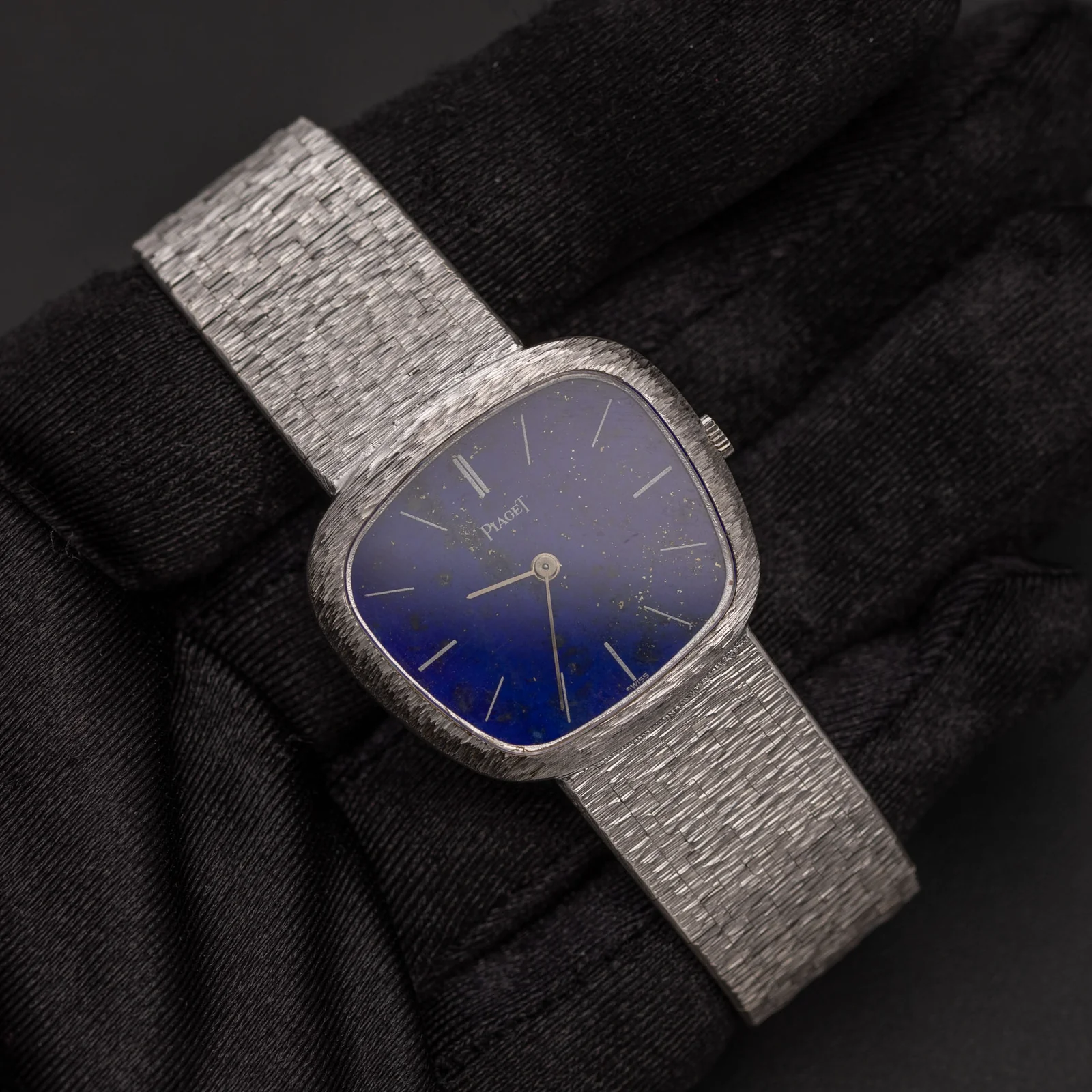Piaget Vintage 9465 A6 18K White Gold Watch Lapis Lazuli Dial - Image 2