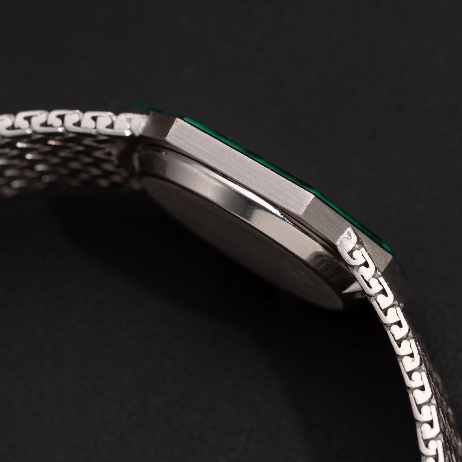 Piaget Vintage 9341 P5 18K White Gold Watch Malachite Dial - Image 4