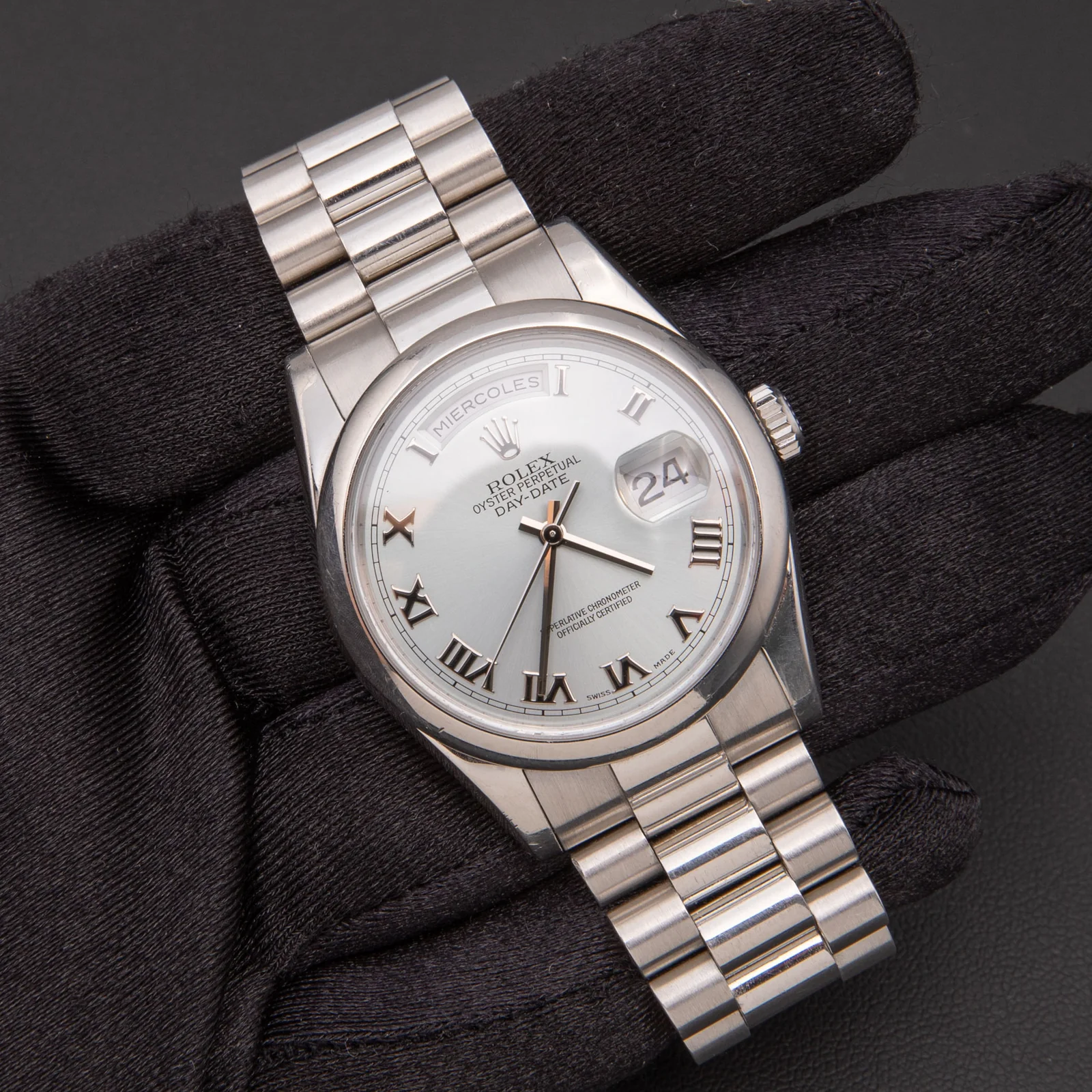 Presidential Rolex Day-Date 118206 Platinum Watch 36mm Ice Blue Dial - Image 2