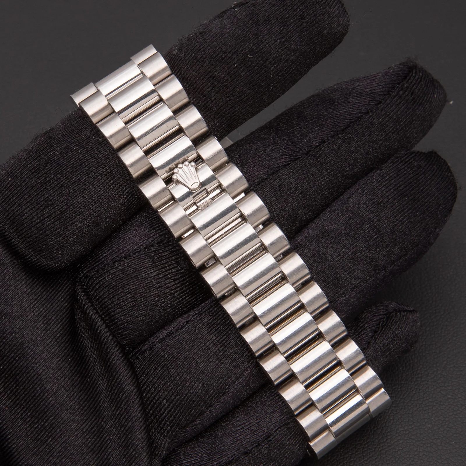 Presidential Rolex Day-Date 118206 Platinum Watch 36mm Ice Blue Dial - Image 5