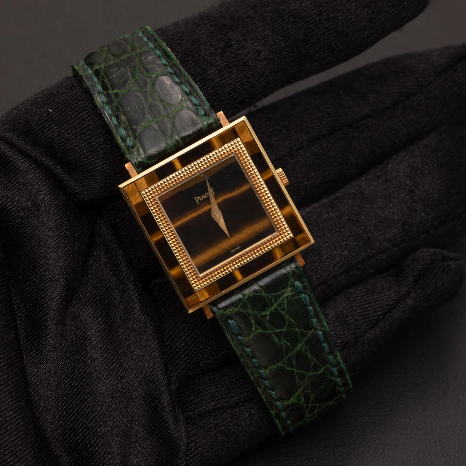 Piaget 9200 Tiger's Eye Vintage Watch 18K Gold - Image 2
