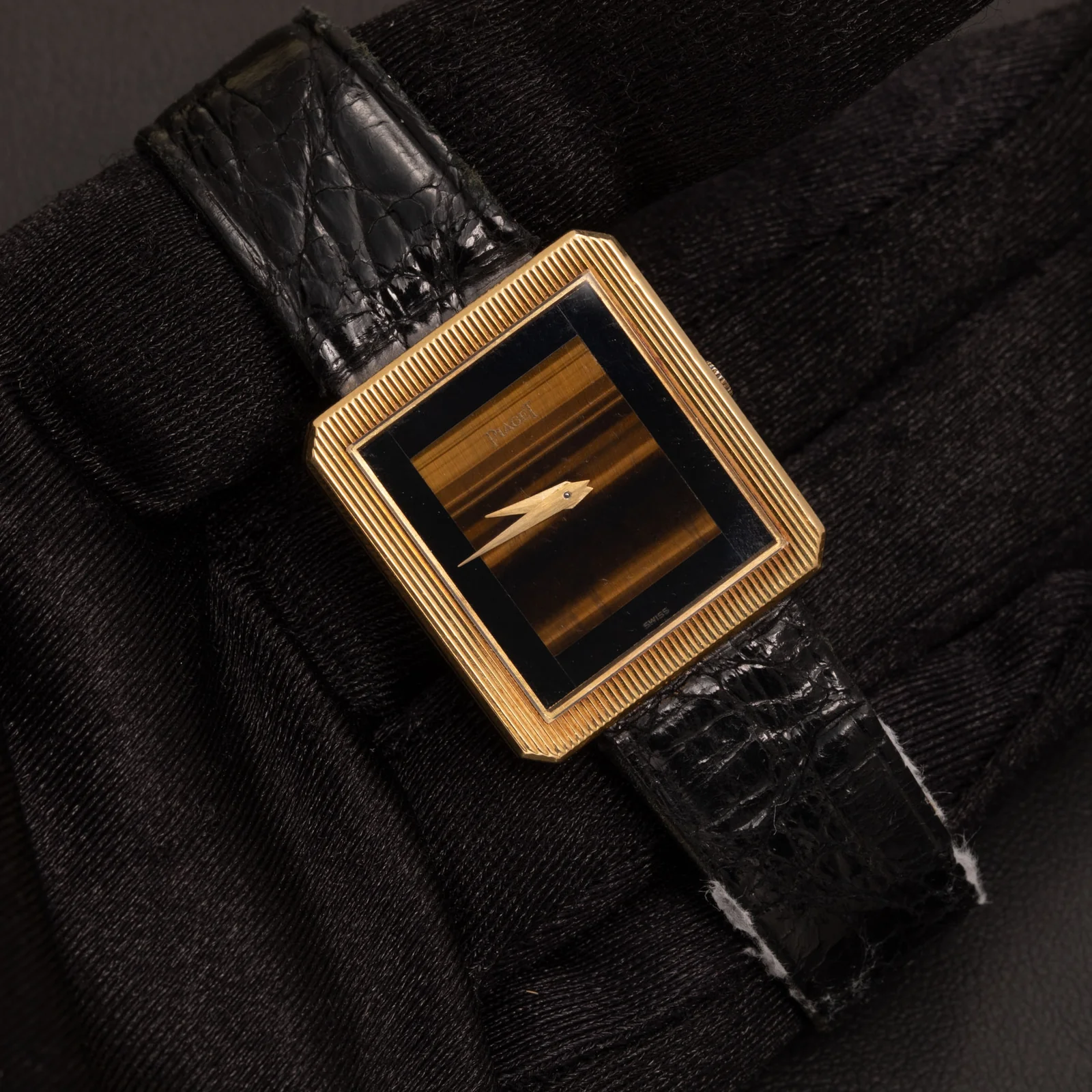 Piaget 9154 Tiger's Eye Vintage Watch 18K Gold - Image 2