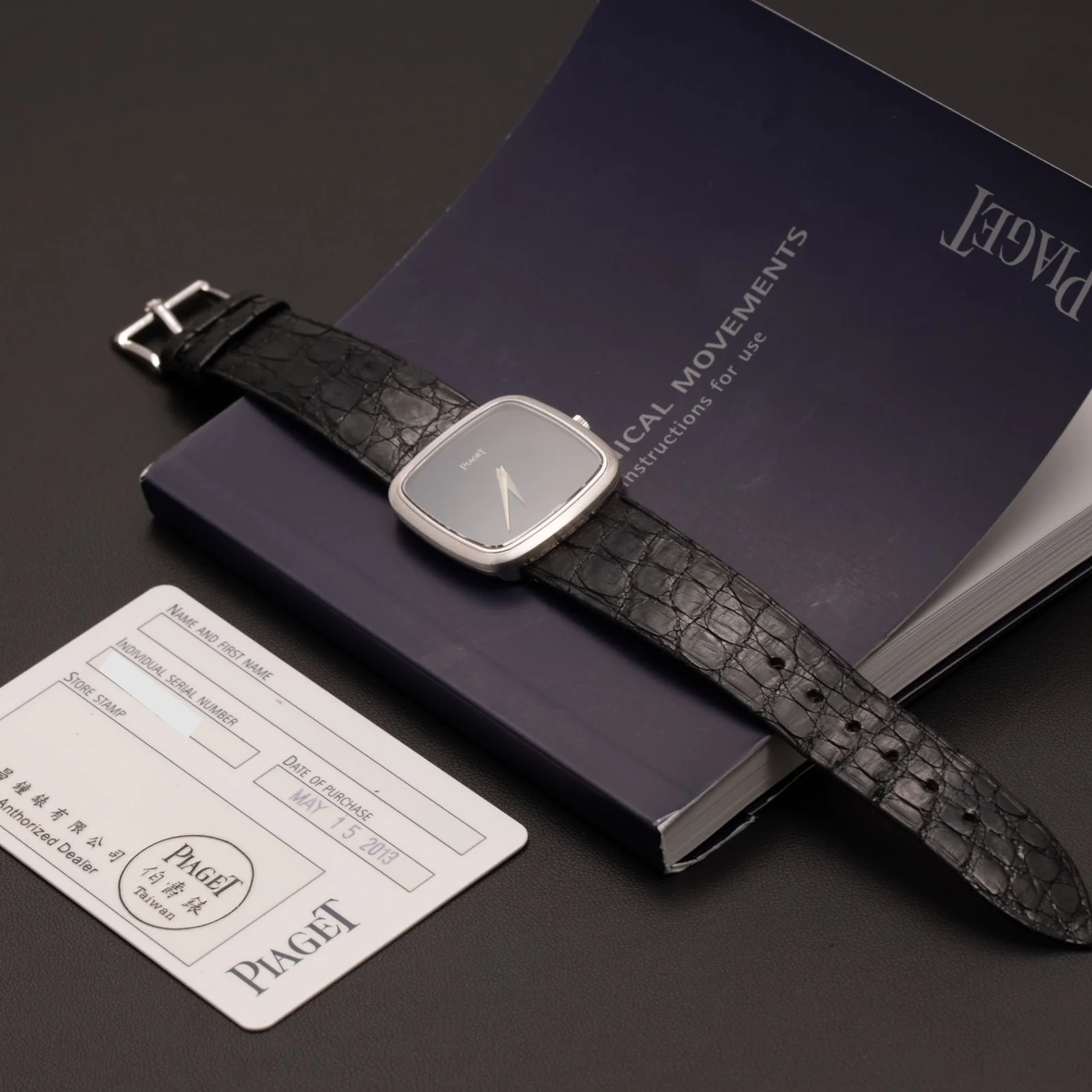 Piaget 9771 Vintage 18K White Gold Watch Onyx Dial - Image 5