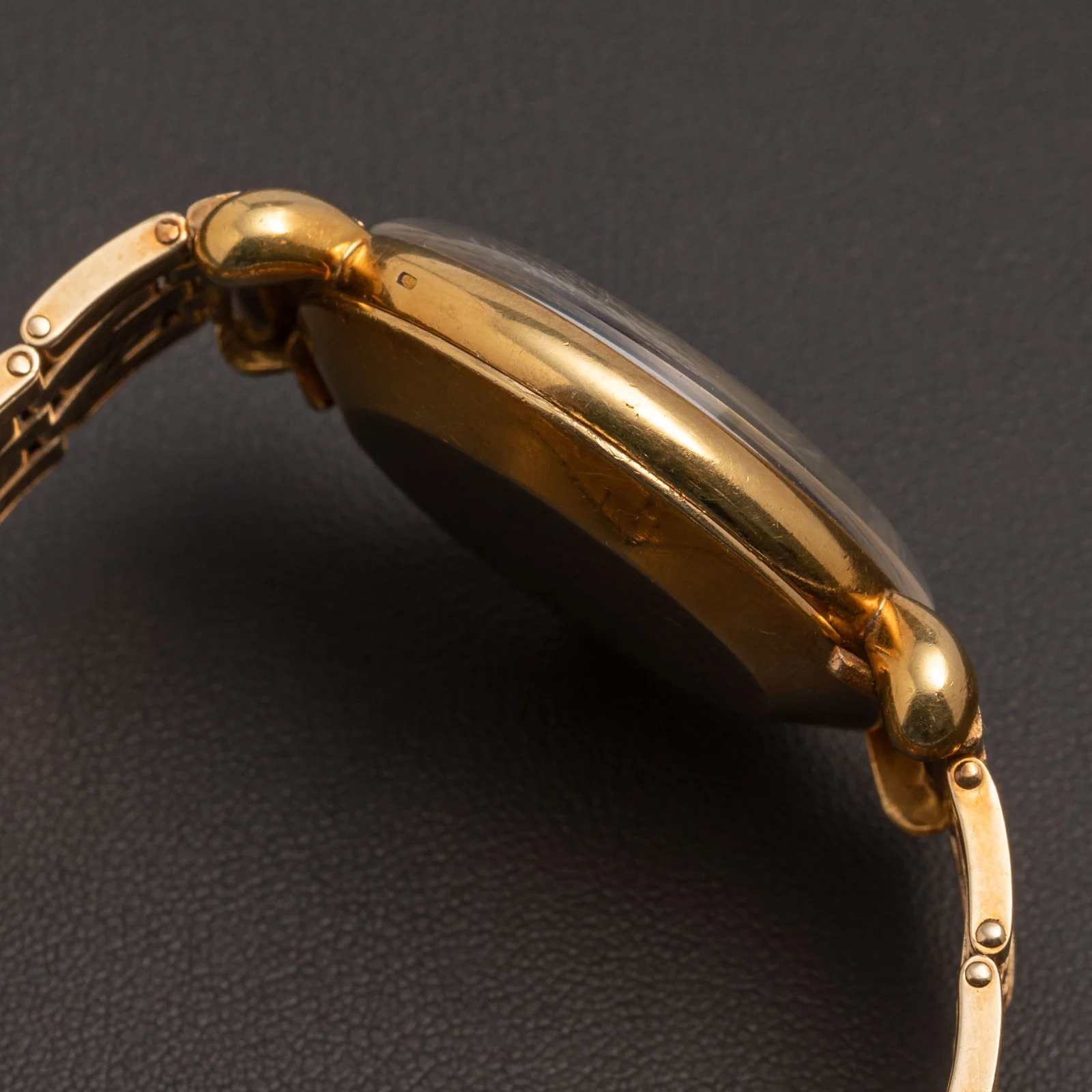 Vacheron Constantin Classic 35mm Yellow Gold Watch W528462 - Image 4