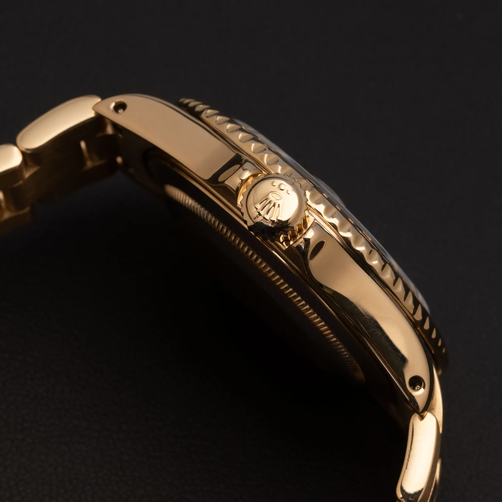 Rolex Yacht-Master 16628 Timing Bezel 40mm 18K Yellow Gold Watch - Image 3