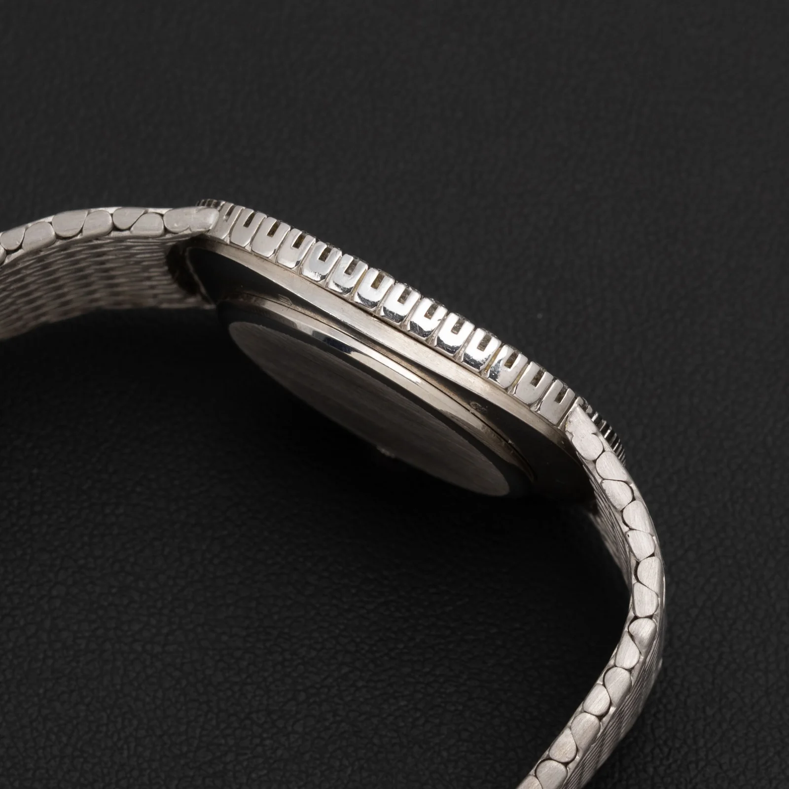 Patek Philippe Golden Ellipse 18K White Gold Watch Blue Diamond Dial - Image 4