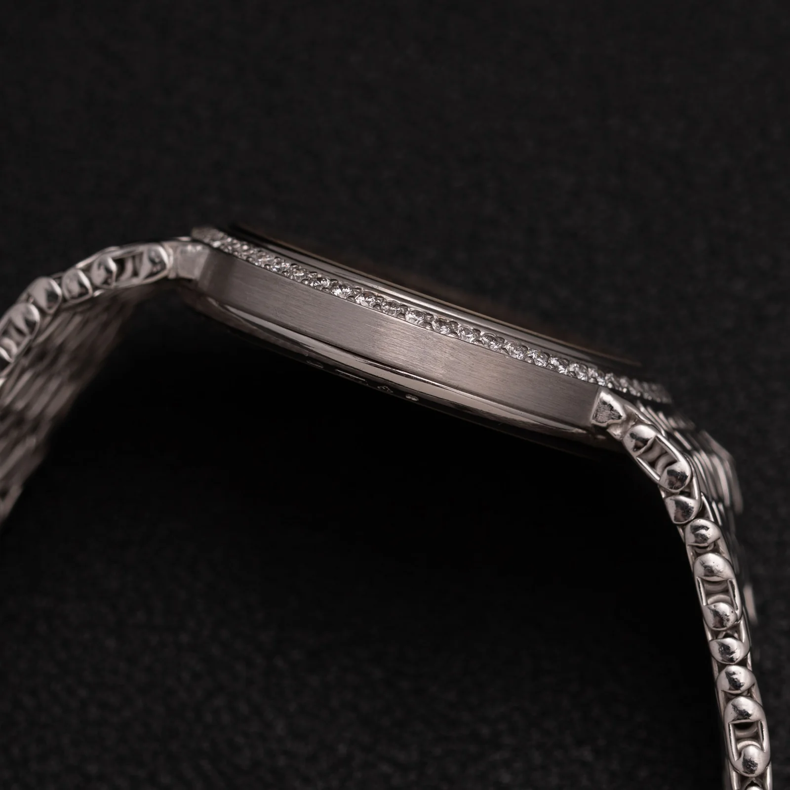 Audemars Piguet Vintage 33mm Skeletonized Diamond Birds Watch 18K White Gold - Image 4