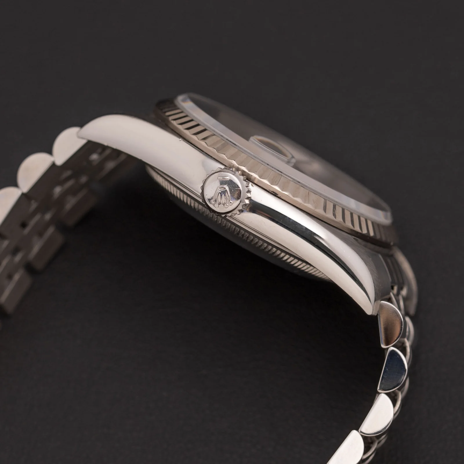 Rolex Datejust 16234 Fluted Bezel Watch 36mm Silver Roman Dial - Image 3