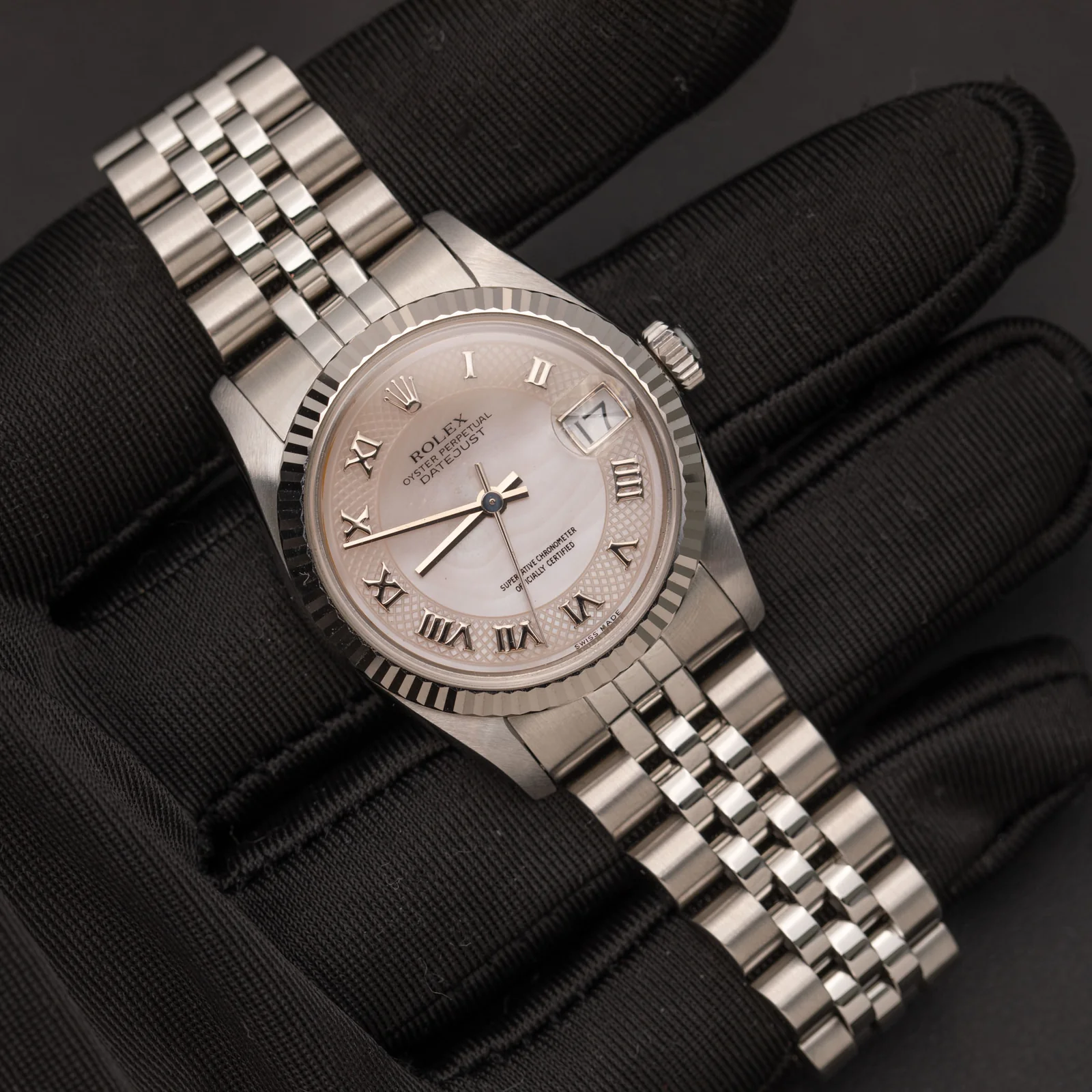 Rolex Datejust 68274 Fluted Bezel Watch 31mm Decorated Mother of Pearl Dial - Image 2