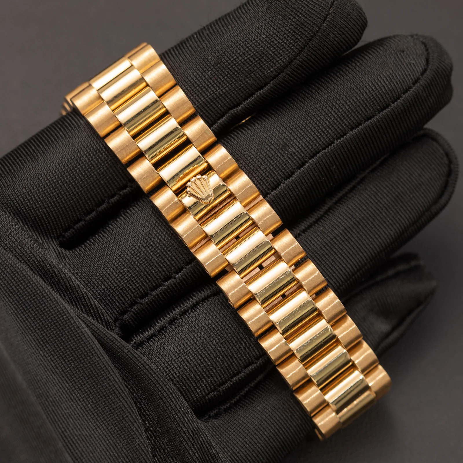Presidential Rolex Datejust 16018 Fluted Bezel Watch 36mm Champagne Dial - Image 5