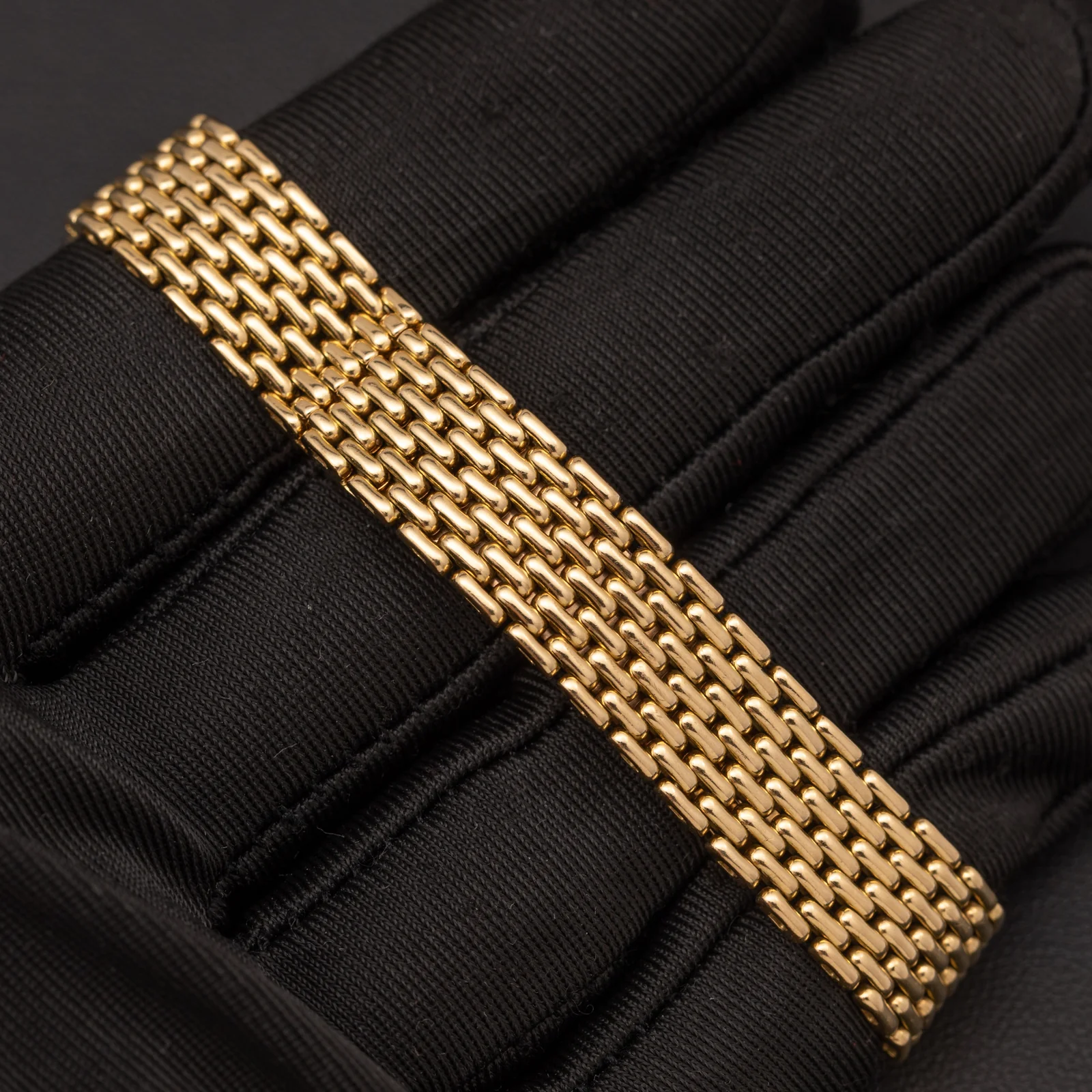 Panthere de Cartier 19mm 18K Yellow Gold Watch 6602 - Image 5