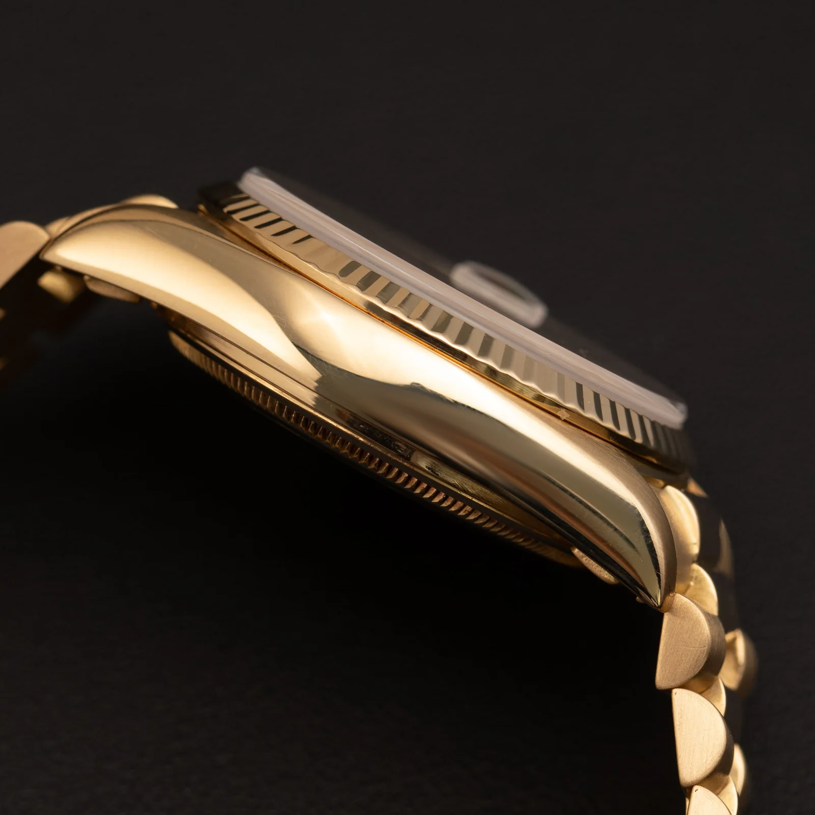 Presidential Rolex Day-Date 18038 Fluted Bezel Watch 36mm Champagne Dial 18K Gold - Image 5