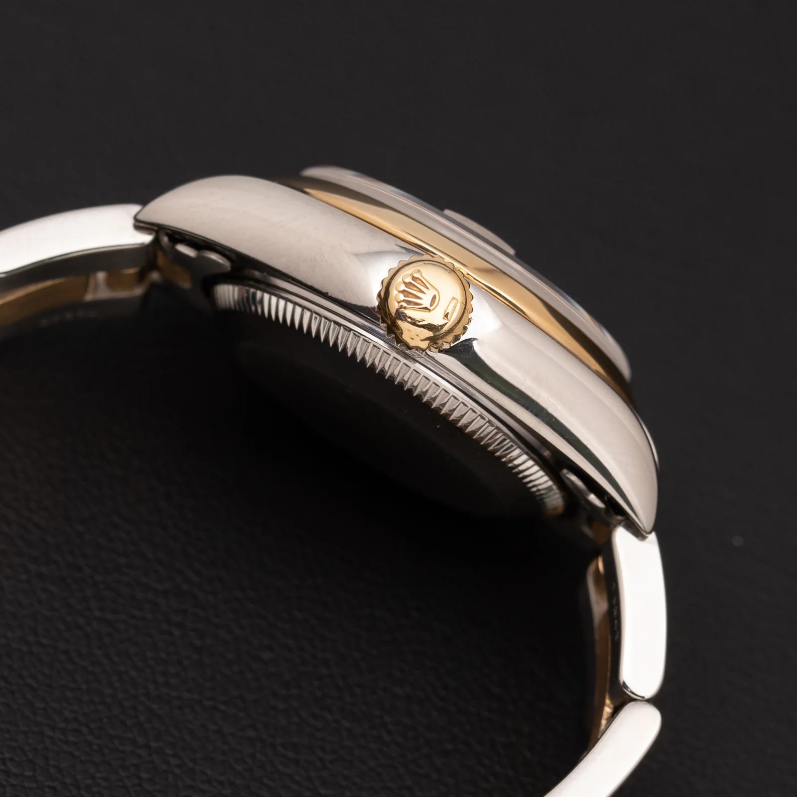 Rolex Datejust 79163 Smooth Bezel Watch 26mm Champagne Tapestry Index Dial - Image 3
